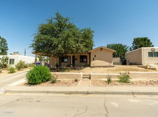 2209 Skyway Dr, Las Cruces, NM 88001