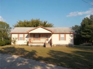107 Dick Jones Rd, Kilgore, TX 75662