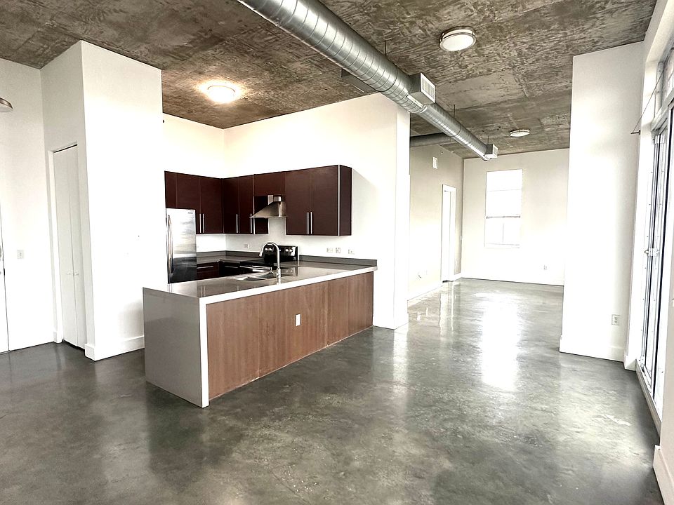 1st image of 1791 NE Miami Gardens Dr APT 602