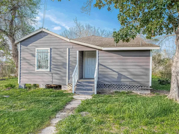8304 Darien St, Houston, TX 77028