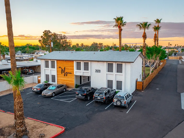 Mojave Apartments — Photo 25