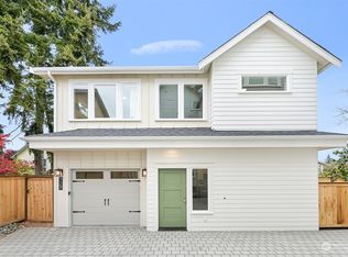 729 N 89th St, Seattle, WA 98103