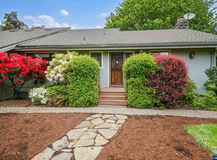 3904 Viewcrest Rd S, Salem, OR 97302