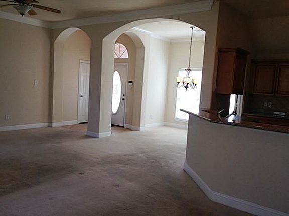 5th image of 12417 Spier Cir