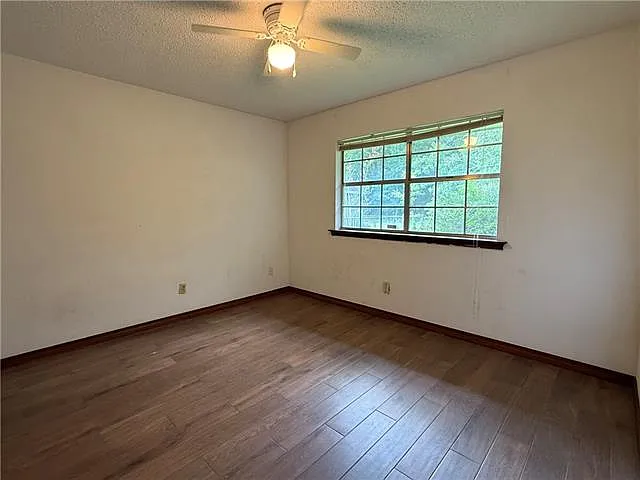 214 Darwin Dr — Photo 23