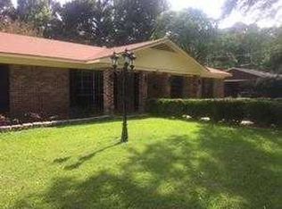 3101 Old Shell Rd, Mobile, AL 36607