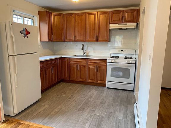 3rd image of 3928 210th St #1