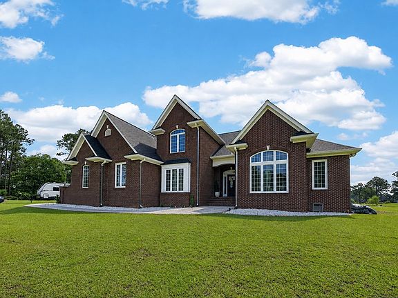 4th image of 136 Southlake Dr