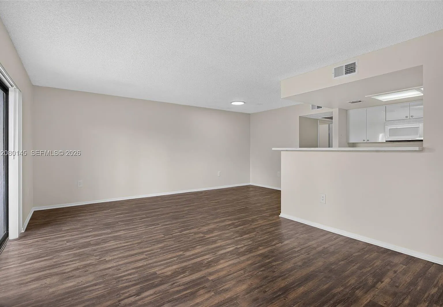 Crescent Cove Condo — Photo 4