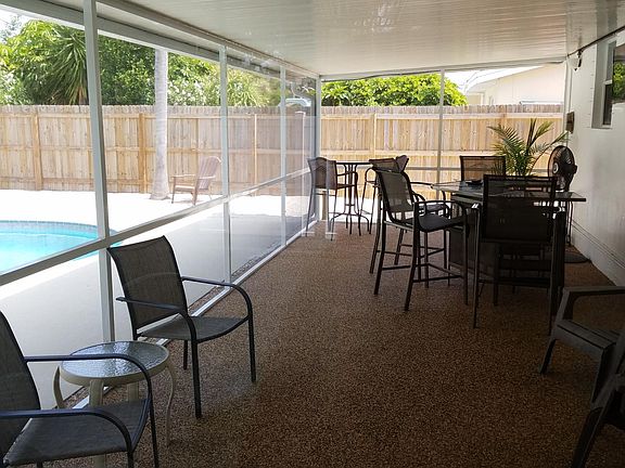 Screened patio