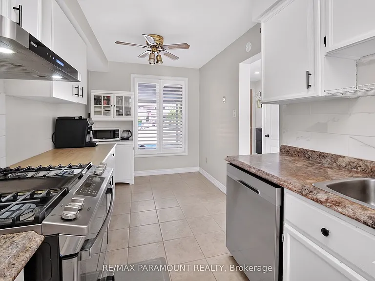 32 Fanshawe Dr — Photo 9