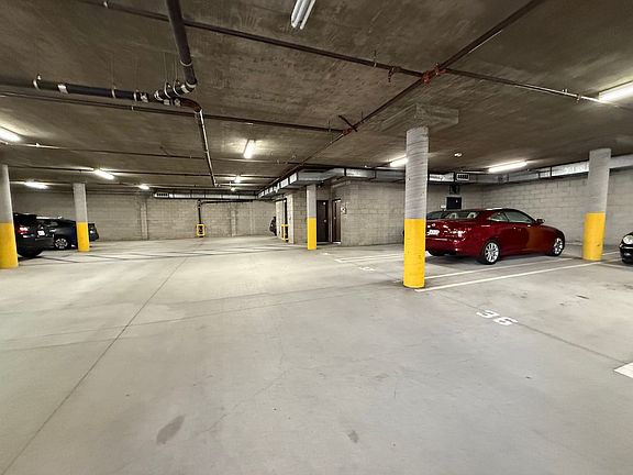 3rd image of 3401 S Bentley Ave APT 203
