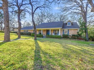 118 Ridgecrest Cir, Denton, TX 76205