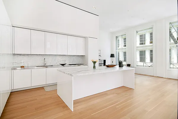 Sold by Compass | media 17