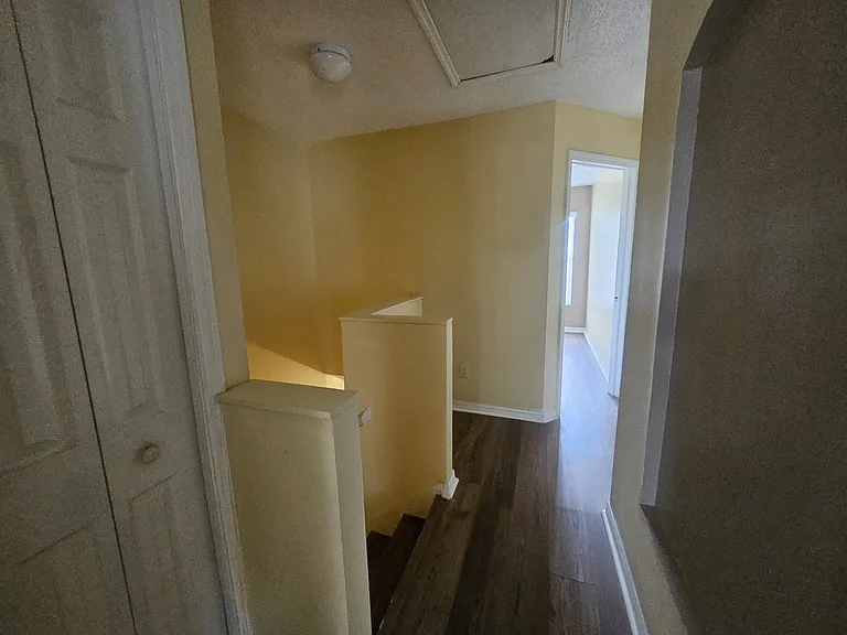 10106 Belleville Pl — Photo 39