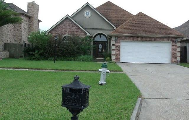 1st image of 3019 Memorial Park Dr