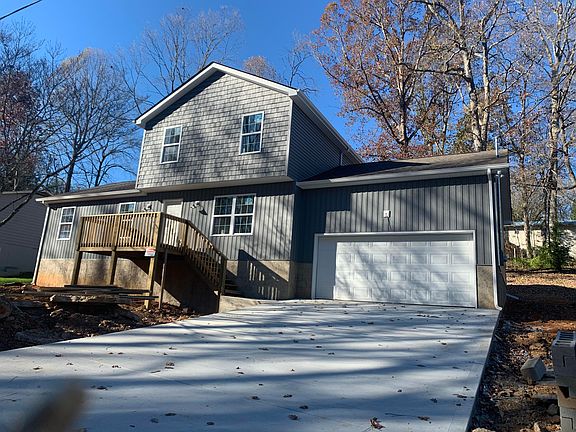 5th image of 5009 Laurel Woods Dr