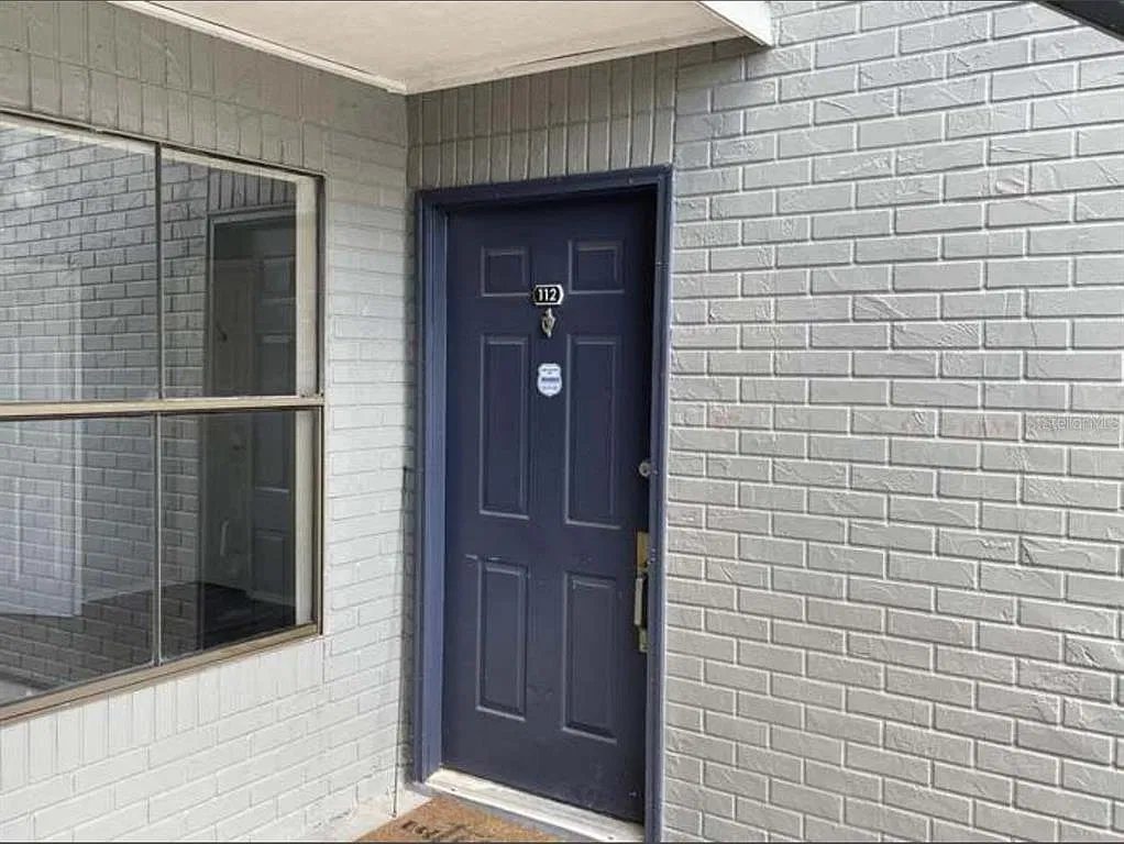 3 bed, 2.0 bath, 986 sqft, $1,750 — Photo 1