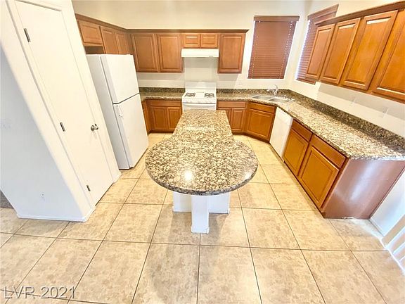 3rd image of 7763 Lone Shepherd Dr