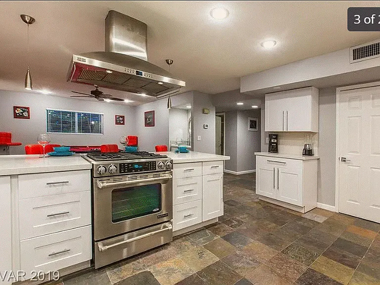 1721 Rambla Ct — Photo 7