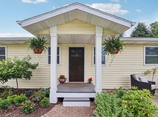 325 Heidi Ct, New Glarus, WI 53574