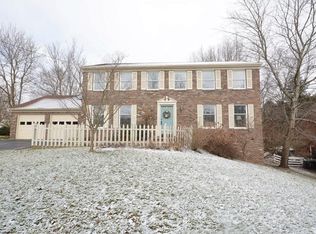 111 Sugar Camp Rd, Venetia, PA 15367