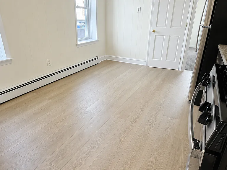 22 Garfield Ave #1 — Photo 3