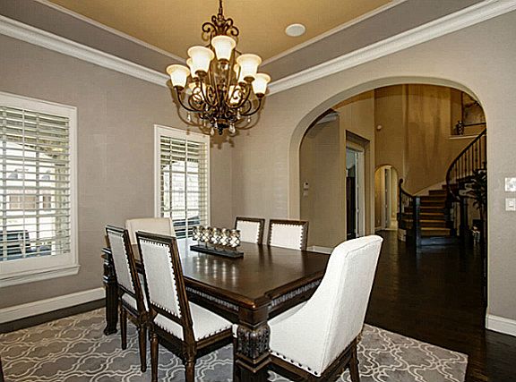 5th image of 3731 Hickory Grove Ln