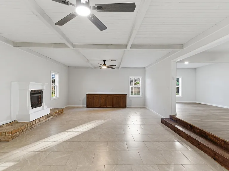 452 Scenic Dr — Photo 7