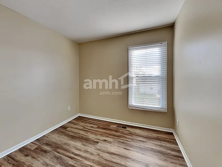 5785 Chase Run — Photo 14