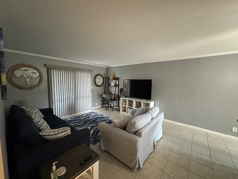 22 Comares Ave #2B — Photo 6