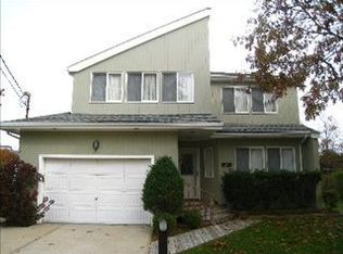 100 Duryea Ave, Montauk, NY 11954