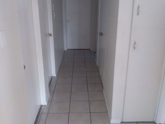 5th image of 3632 Centinella Dr