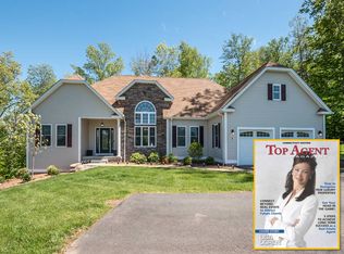 1 Beaudry Ln, Bloomfield, CT 06002