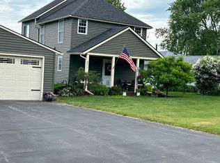 8875 Shellman Dr, Cicero, NY 13039