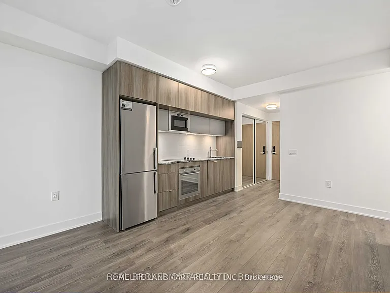 575 Bloor St E #3406 — Photo 2