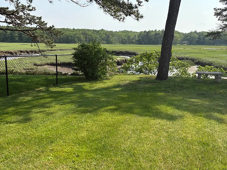 108 Hills Beach Rd — Photo 4