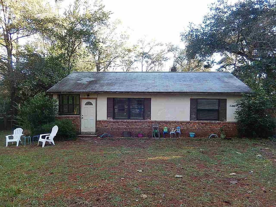 1st image of 3838 Roswell Dr