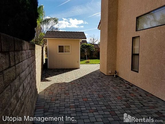 3rd image of 4826 Aliano Dr