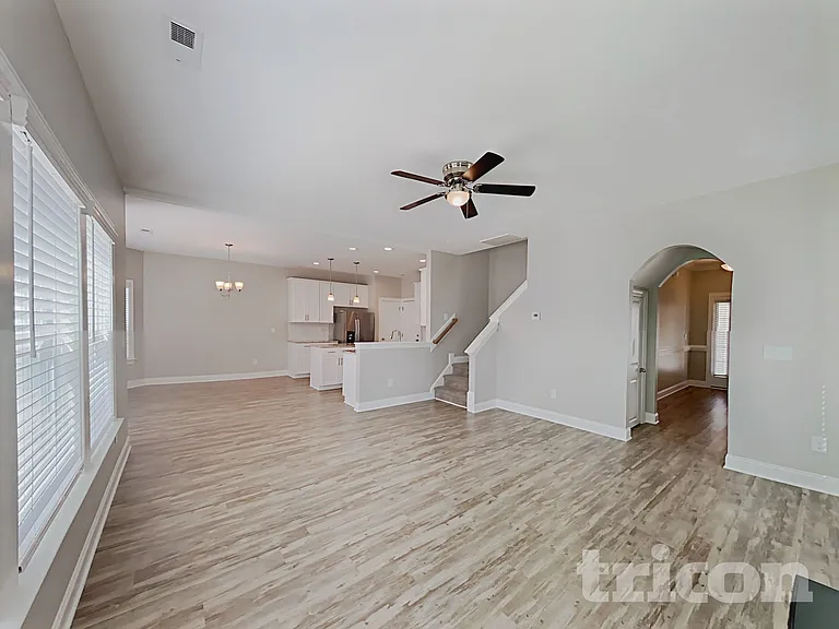 834 Lakemont Dr — Photo 4