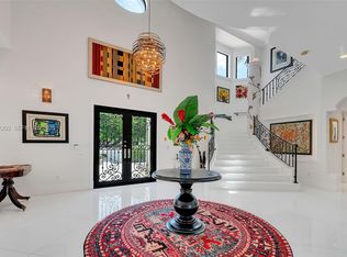 Radcliffe Manor, Miami, FL 33143