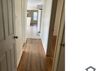 2000 W 69th Pl, Chicago, IL 60636