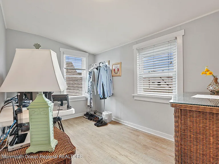 107 17th Ave — Photo 21