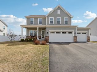 887 Mario Ln, Gilberts, IL 60136