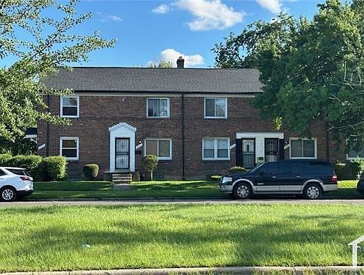 2nd image of 1712 E Outer Dr