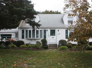 52 Keystone Dr, Warwick, RI 02889