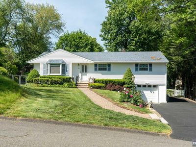 26 Mills Ave, Norwood, NJ, 07648