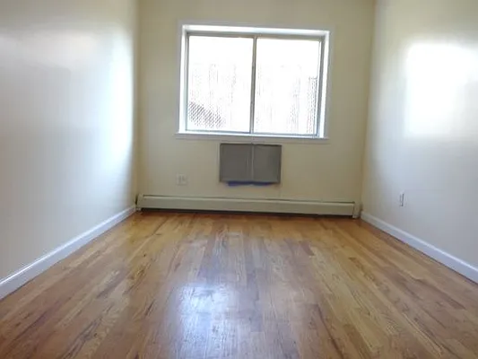 Rented by Premier Metro Realty Corp | media 13