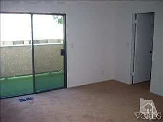 4th image of 252 Whitecap Ct