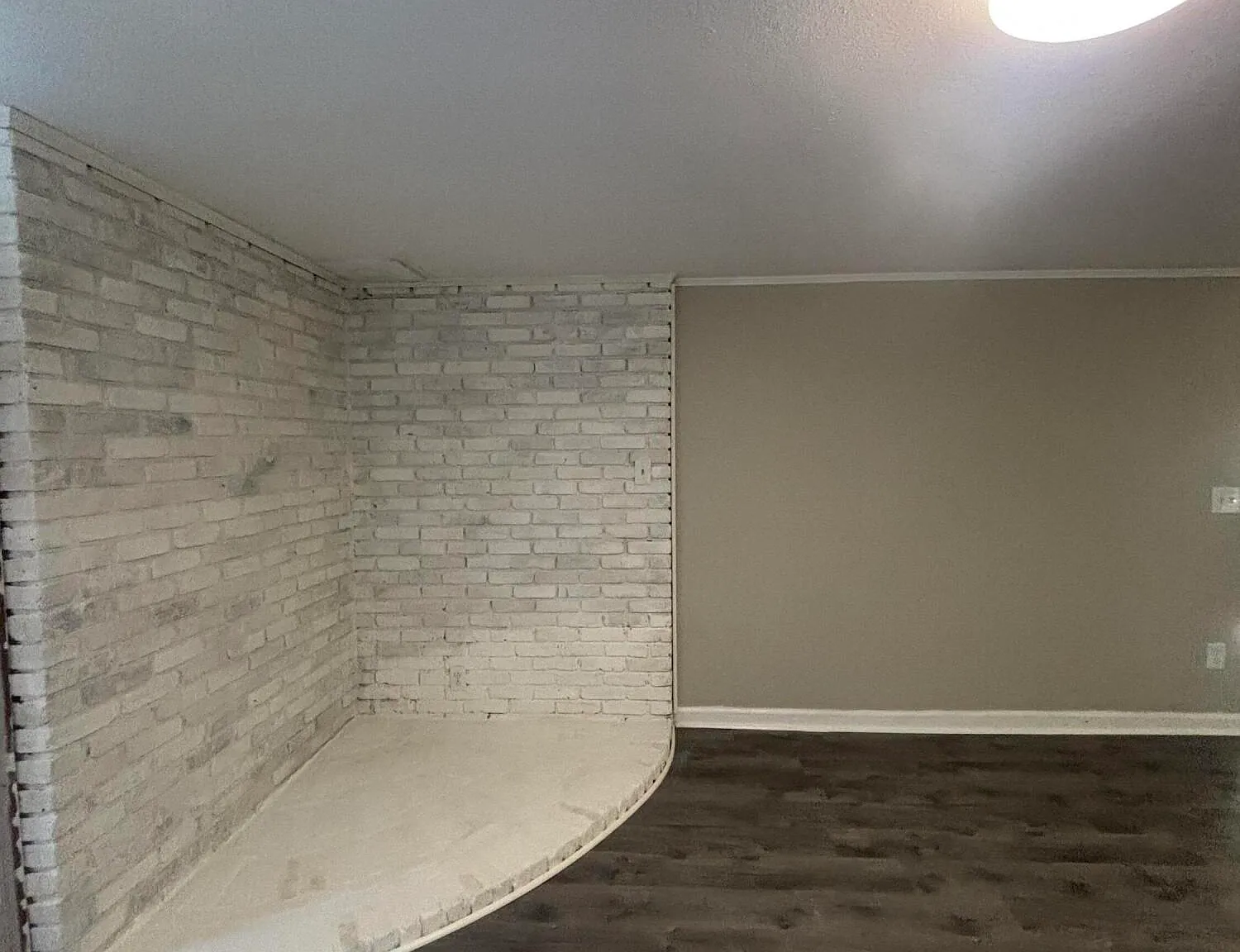 3 bed, 1.0 bath, 1352 sqft, $1,200 — Photo 3
